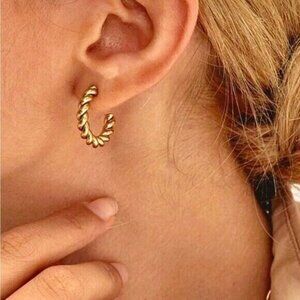 Perfect Everyday Gold Hoops WATERPROOF non-tarnish Gold Hoop Earring lightweight